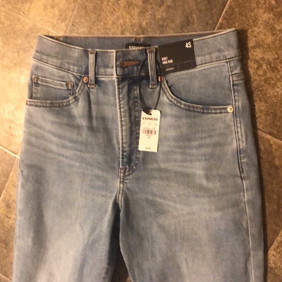 EXPRESS High Waisted Light Wash Supersoft Bootcut Jeans NWT - Picture 9 of 11